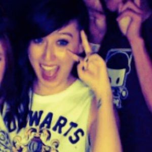 Meet your Posher, Acacia